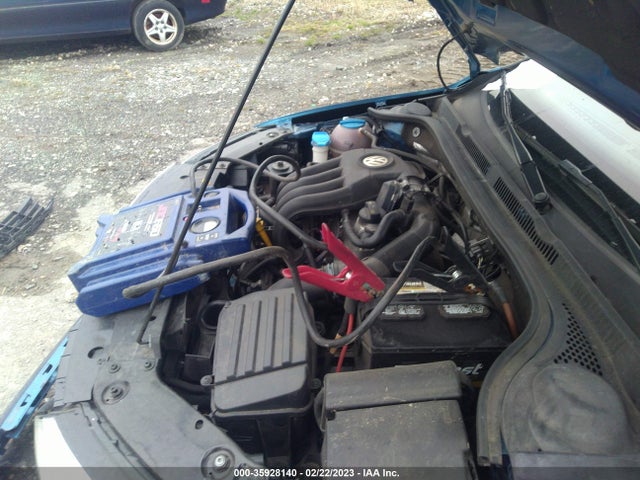 3VW2K7AJXFM319217 Volkswagen Jetta Sedan 2.0l S