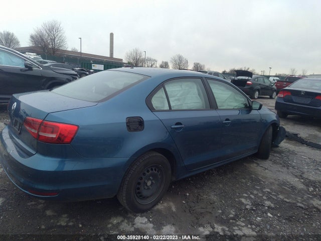 3VW2K7AJXFM319217 Volkswagen Jetta Sedan 2.0l S