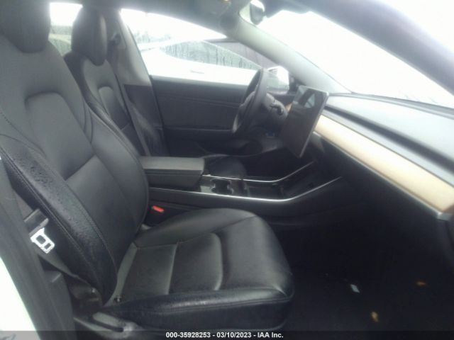 5YJ3E1EB9KF448322 Tesla MODEL 3