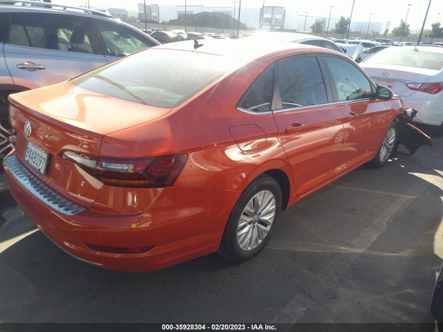 3VWN57BU0KM111130 Volkswagen JETTA S