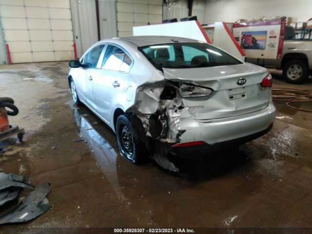 KNAFK4A65E5190299 KIA FORTE LX