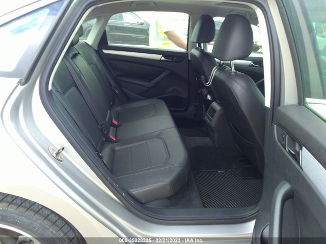 1VWBP7A32CC039811 Volkswagen Passat Se W/sunroof