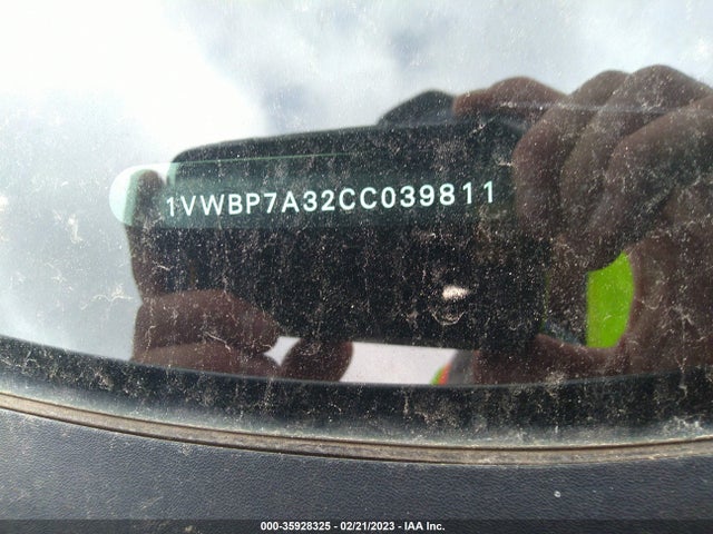 1VWBP7A32CC039811 Volkswagen Passat Se W/sunroof