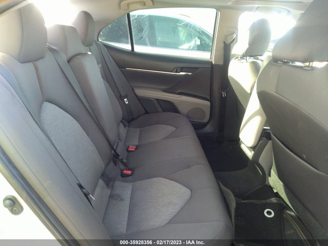 2018 Toyota Camry, VIN: 4T1B31HK8JU001950