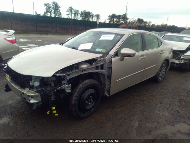 JTHBW1GG6G2106529 Lexus ES 300H