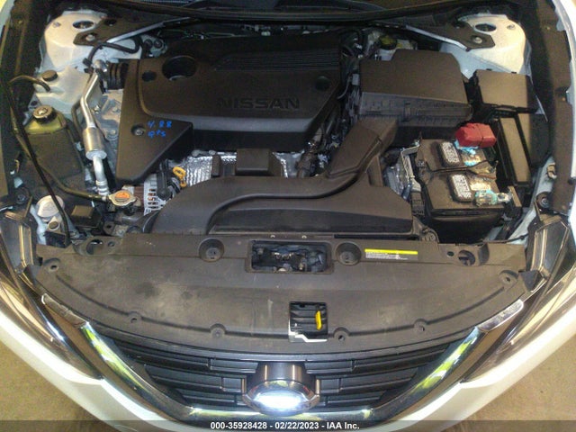 2018 Nissan Altima, VIN: 1N4AL3AP0JC186525