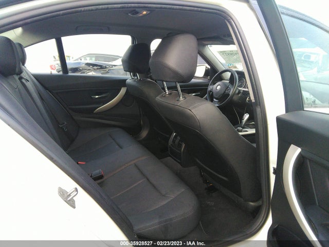 BMW 3 Series 320i 2018 WBA8E1G57JNU92023 Image 8