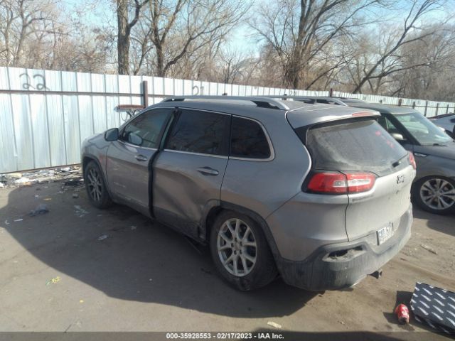 1C4PJLCS7GW363431 Jeep Cherokee Latitude