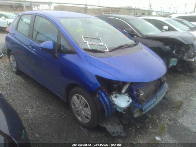 Honda FIT LX 2018 3HGGK5H45JM731133 Image 1