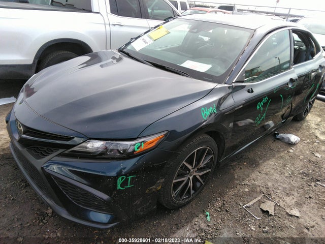 2021 Toyota Camry, VIN: 4T1G11AK4MU528684
