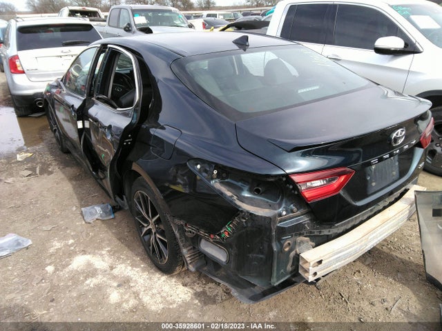 2021 Toyota Camry, VIN: 4T1G11AK4MU528684
