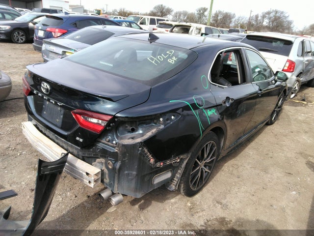 2021 Toyota Camry, VIN: 4T1G11AK4MU528684