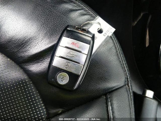 KNDJX3A51E7055535 KIA Soul !