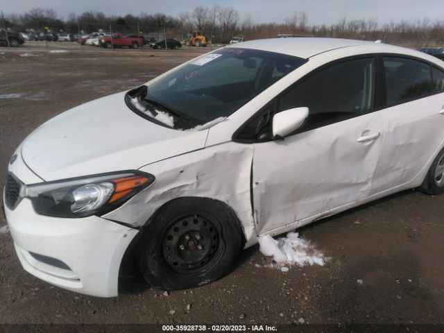 KNAFK4A67G5487738 KIA FORTE LX