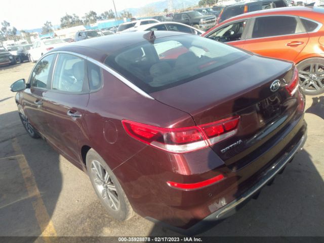 5XXGT4L38KG370875 KIA Optima Lx