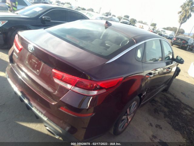 5XXGT4L38KG370875 KIA Optima Lx