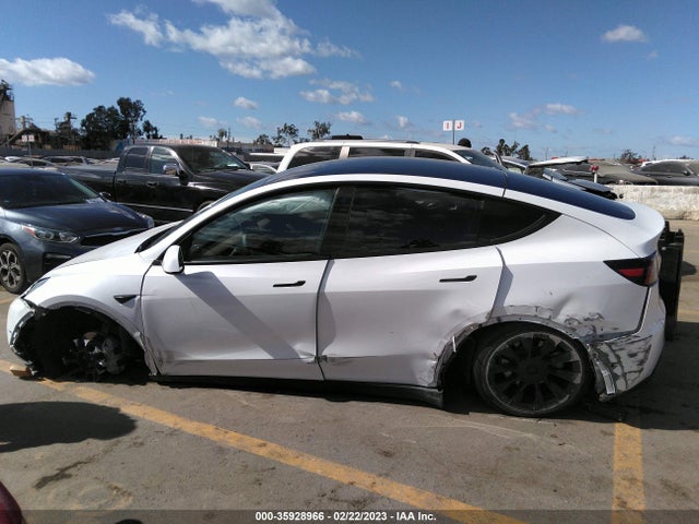 5YJYGDEE8MF278467 Tesla Model Y Long Range
