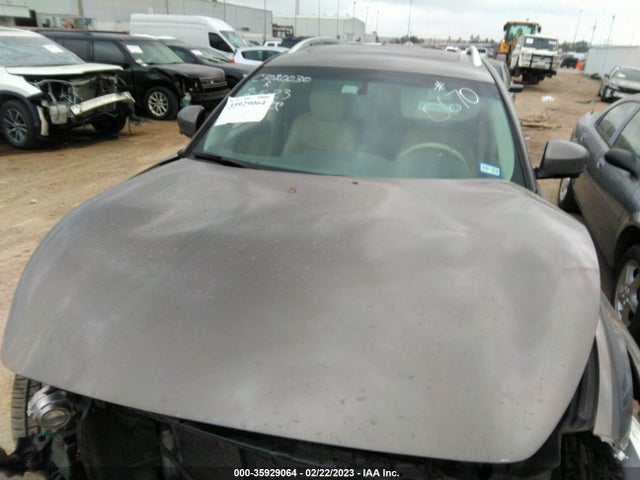 2015 INFINITI QX70 VIN: JN8CS1MU2FM380670