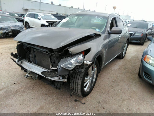 2015 INFINITI QX70 VIN: JN8CS1MU2FM380670