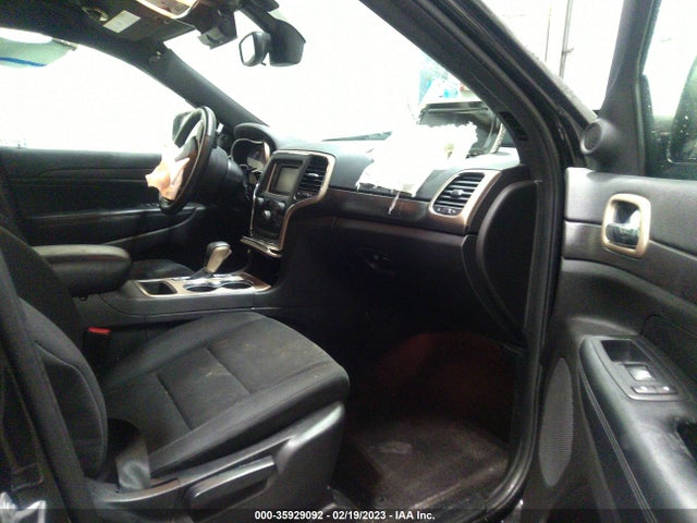 1C4RJFAG1HC867372 Jeep Grand Cherokee Laredo