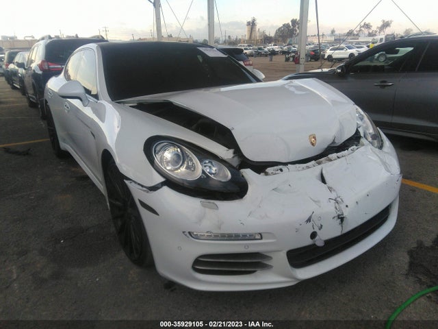 2014 Porsche Panamera, VIN: WP0AB2A75EL055037