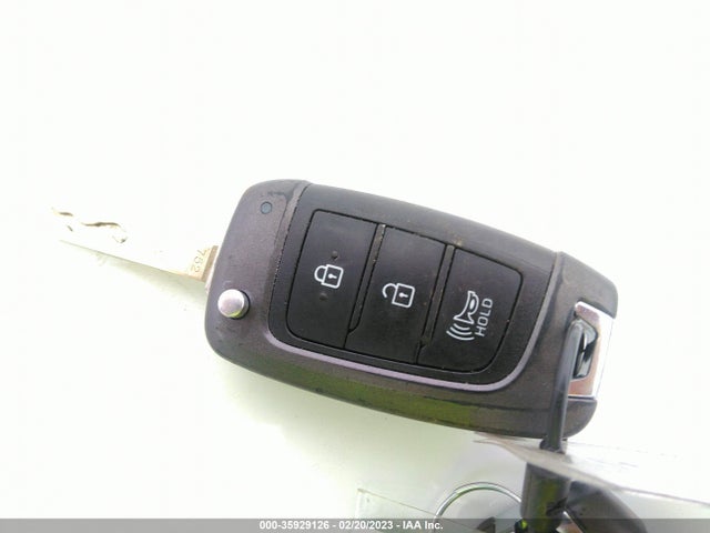 Hyundai Venue Se 2021 KMHRB8A37MU065933 Image 3