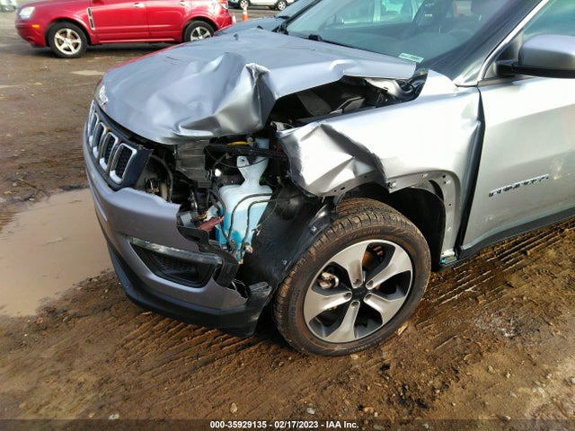 3C4NJDBB4JT178152 Jeep Compass Latitude