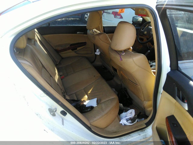 2011 HONDA ACCORD SDN EX-L VIN: 1HGCP3F8XBA031083