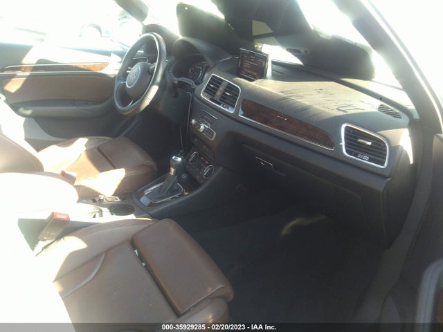 WA1HCCFS2JR014798 Audi Q3 Premium Plus