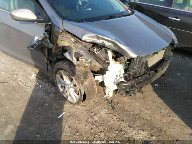 2013 HYUNDAI ELANTRA GT VIN: KMHD35LE0DU023446