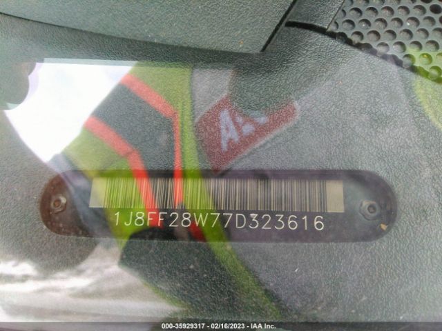 1J8FF28W77D323616 Jeep Patriot Sport