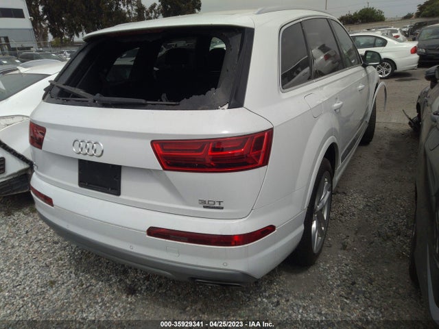 WA1VAAF72HD011352 Audi Q7 Prestige