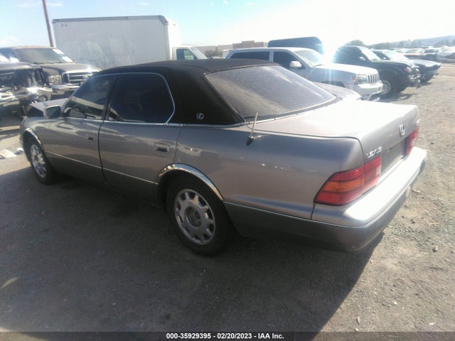 JT8UF22E4S0007071 Lexus LS 400
