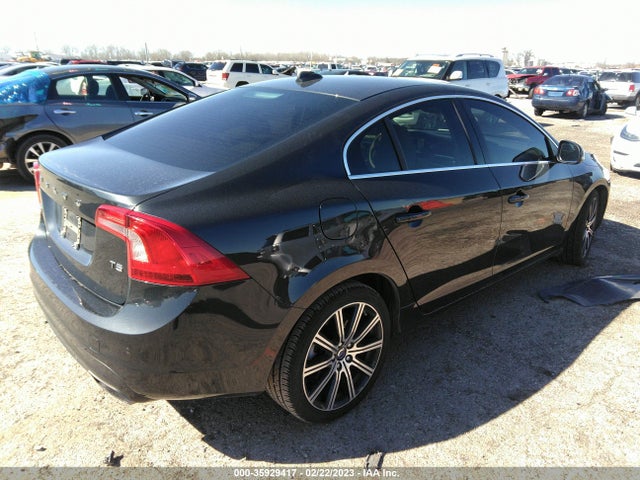 2015 Volvo S60, VIN: YV140MFK2F1347117