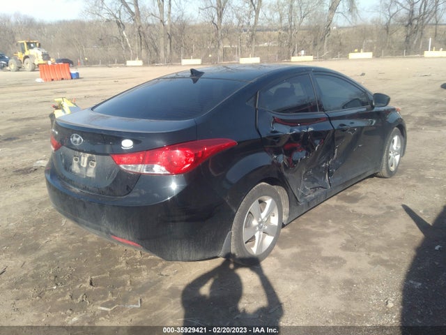 2013 HYUNDAI ELANTRA GLS VIN: 5NPDH4AE0DH429711