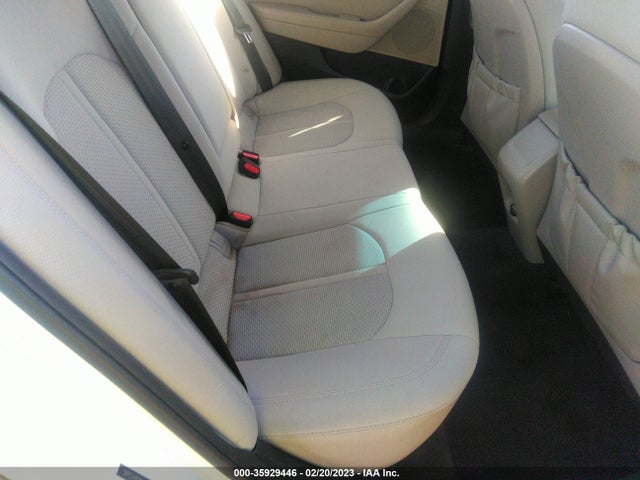 2016 HYUNDAI SONATA 2.4L SE VIN: 5NPE24AF9GH316732