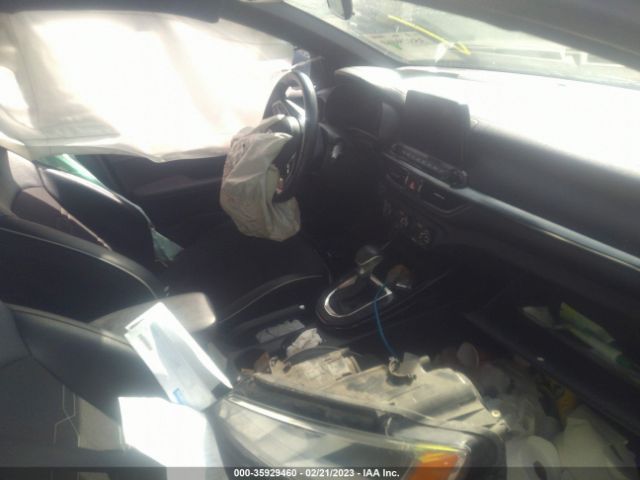 3KPF34AD3ME348804 KIA Forte Gt-line