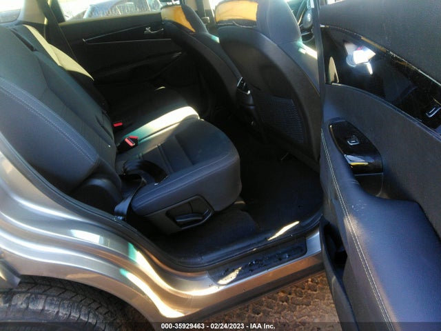 KIA SORENTO L 2018 5XYPG4A32JG426147 Image 8