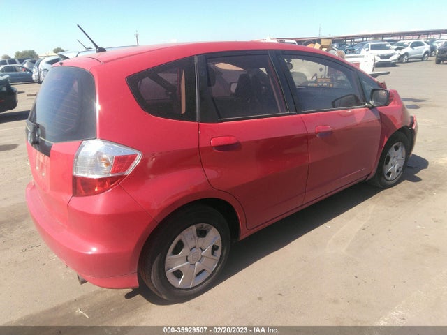 Продажа на аукционе авто 2013 Honda Fit, vin: JHMGE8H36DC081425, номер лота: 35929507