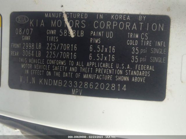 KNDMB233286202814 KIA SEDONA LX