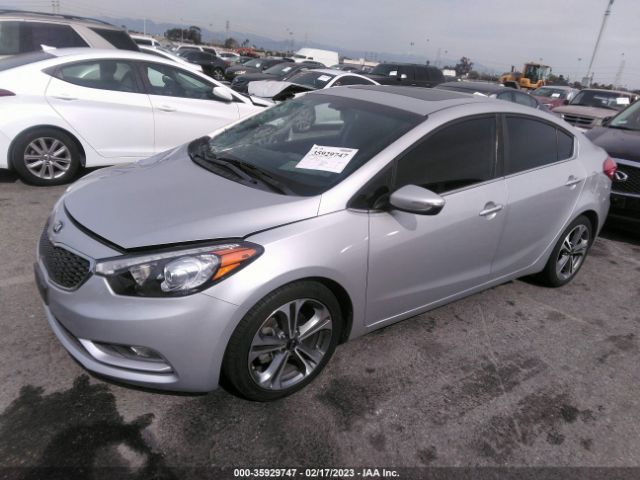 KNAFZ4A88G5614204 KIA FORTE EX
