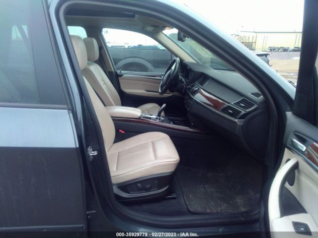 5UXZV4C50BL739635 BMW X5 35i