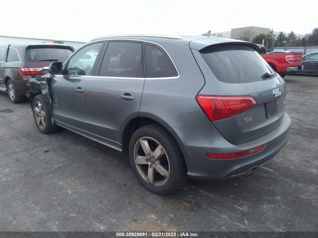 WA1DKAFP7CA093212 Audi Q5 3.2l Premium Plus