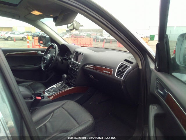 WA1DKAFP7CA093212 Audi Q5 3.2l Premium Plus