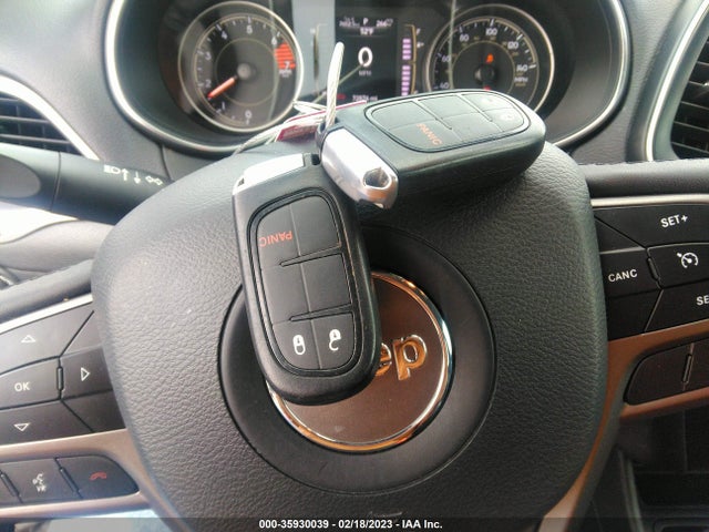 2020 Jeep Cherokee, VIN: 1C4PJLLB5LD614839