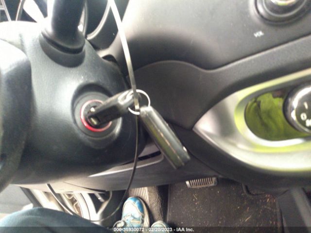 KNADM4A3XD6205881 KIA RIO LX