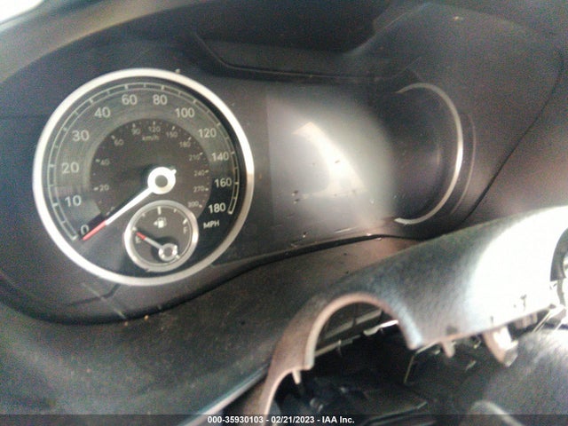 Genesis G70 2.0T 2022 KMTG34TA9NU089179 Image 7