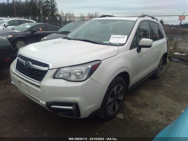 Subaru Forester Premium 2018 JF2SJAGC6JH584047 Image 2