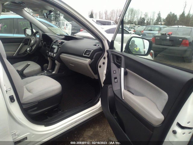 Subaru Forester Premium 2018 JF2SJAGC6JH584047 Image 6