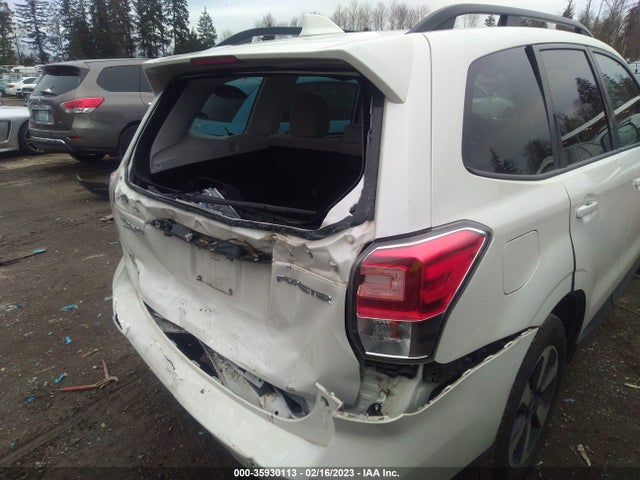 Subaru Forester Premium 2018 JF2SJAGC6JH584047 Image 7